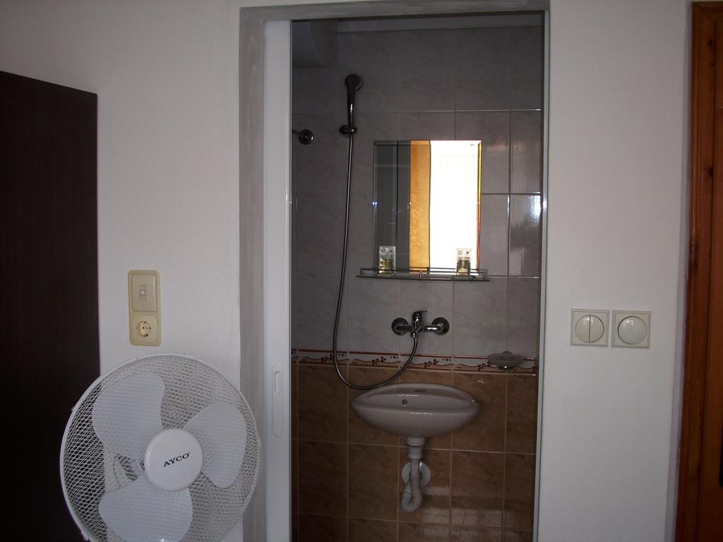 Georgievi Guest House Pomorie Ngoại thất bức ảnh