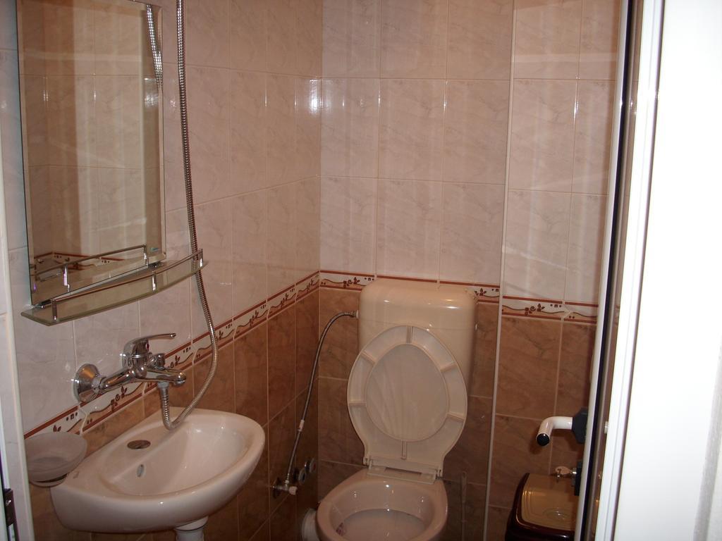 Georgievi Guest House Pomorie Ngoại thất bức ảnh