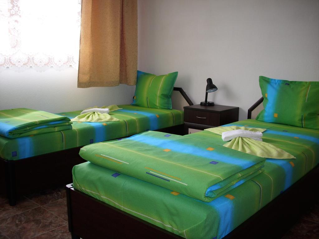 Georgievi Guest House Pomorie Ngoại thất bức ảnh