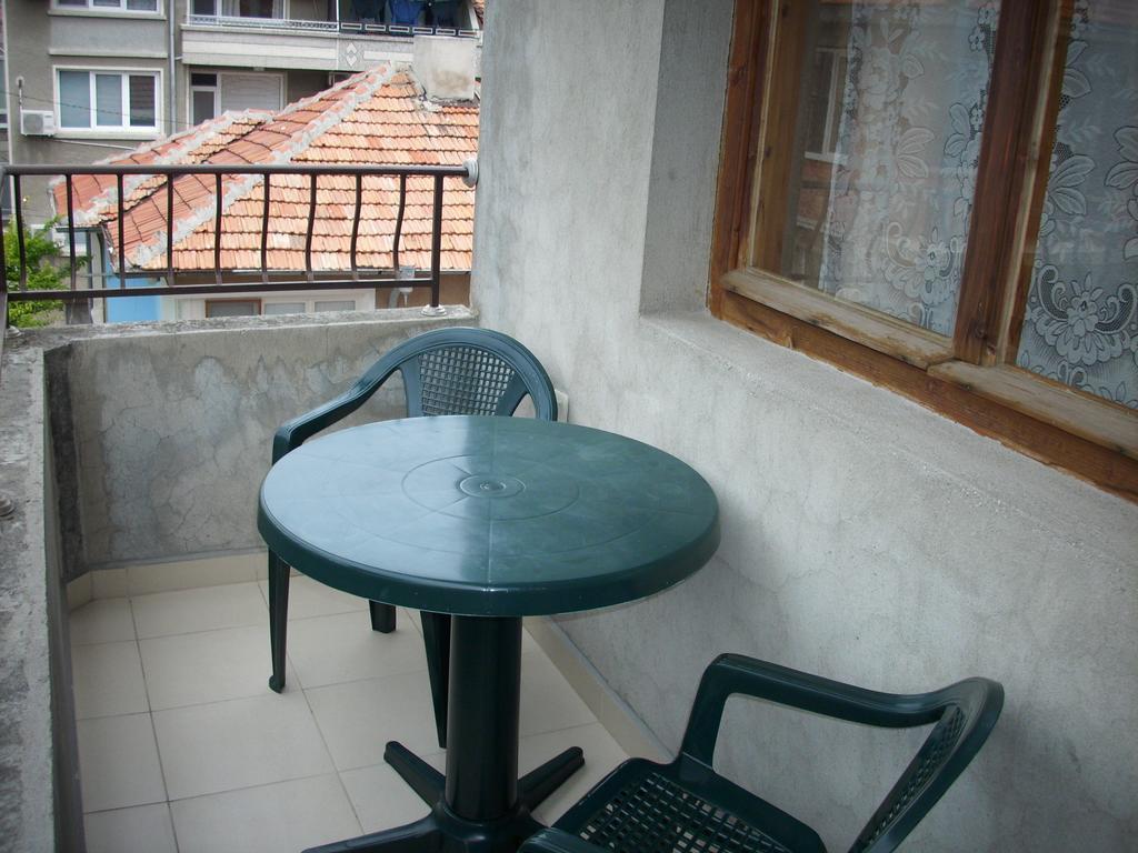 Georgievi Guest House Pomorie Ngoại thất bức ảnh