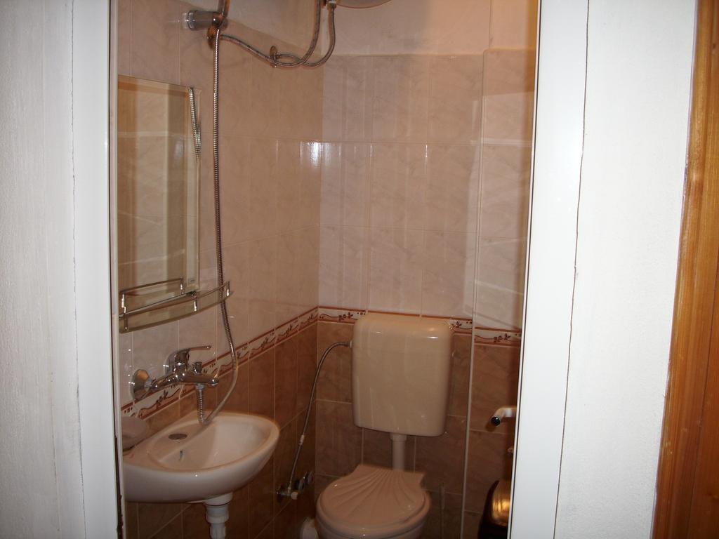 Georgievi Guest House Pomorie Ngoại thất bức ảnh